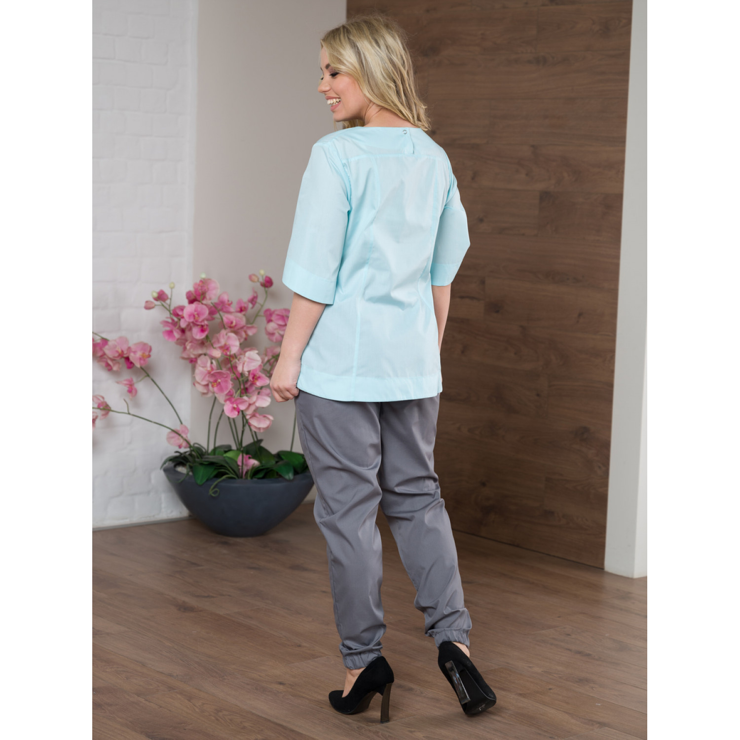 Костюм  жен. М-154-2/73 ткань Тиси