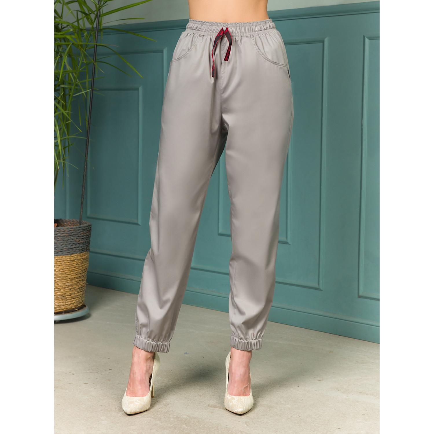 Брюки медицинские жен. М-310-20 ткань Элит-145/Стрейч