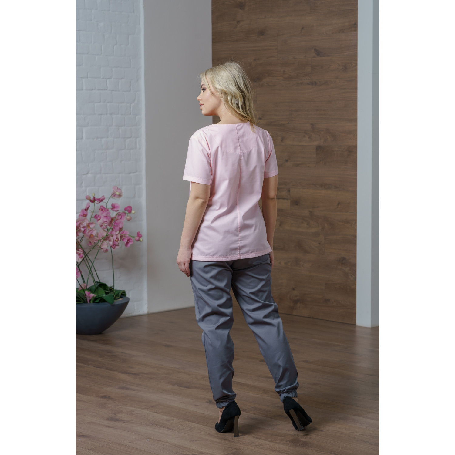 Костюм  жен. М-183-54/73 ткань Тиси