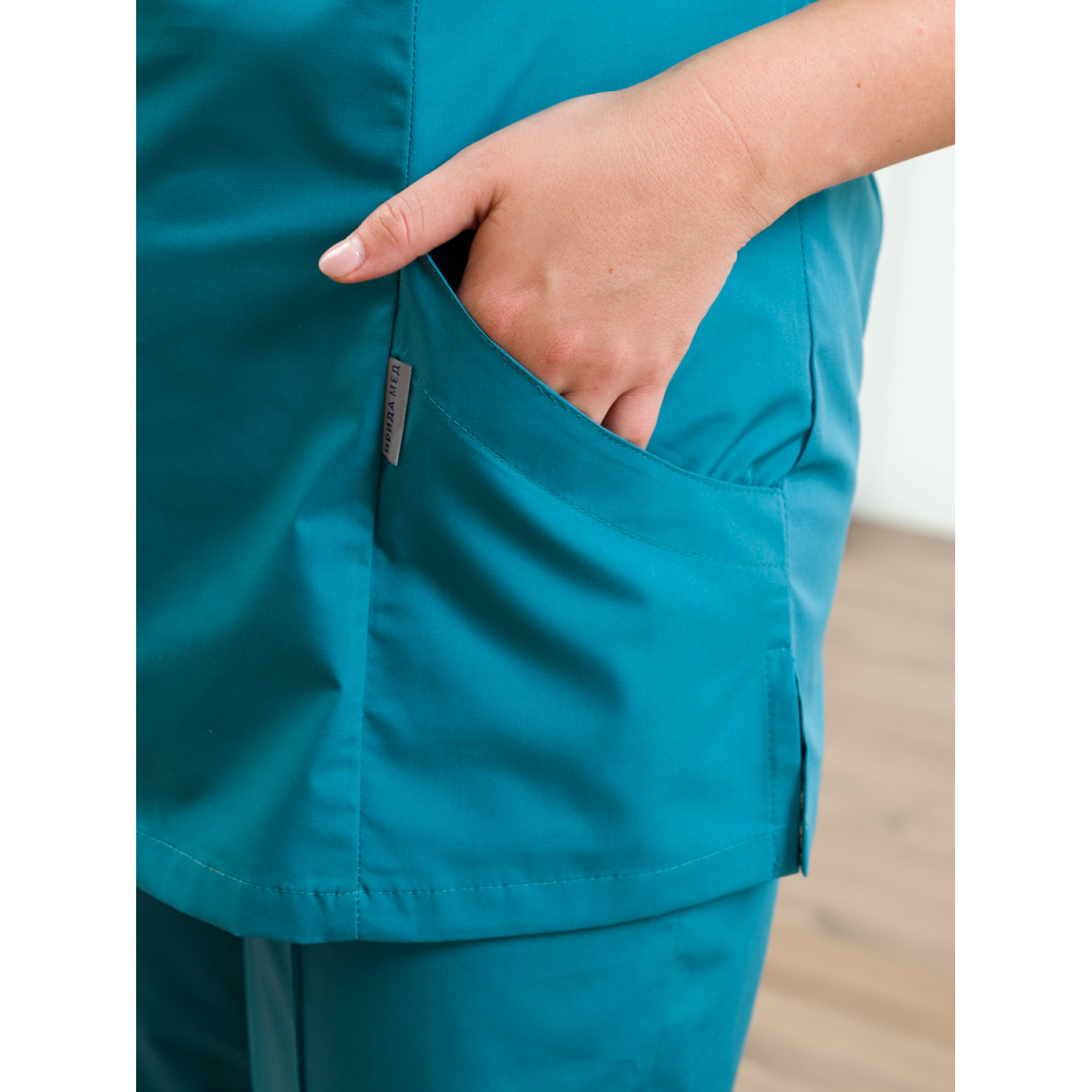 Костюм медицинский жен. М-186-4919 ткань Тиси